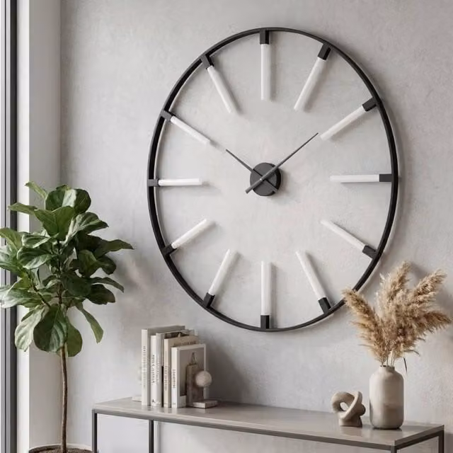Garden Greatness Beauly Ring Black Urban Analog Quartz Wall Clock