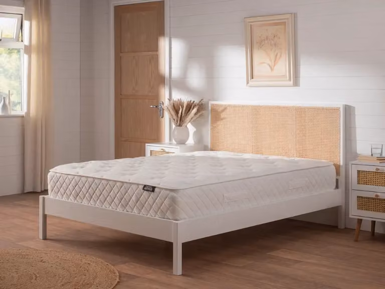 Arthur Sleep Everyday Arthur 1000 Hybrid Pocket Spring and Memory Foam Mattress in White, Size: King (W/D: 180 x 200 cm)
