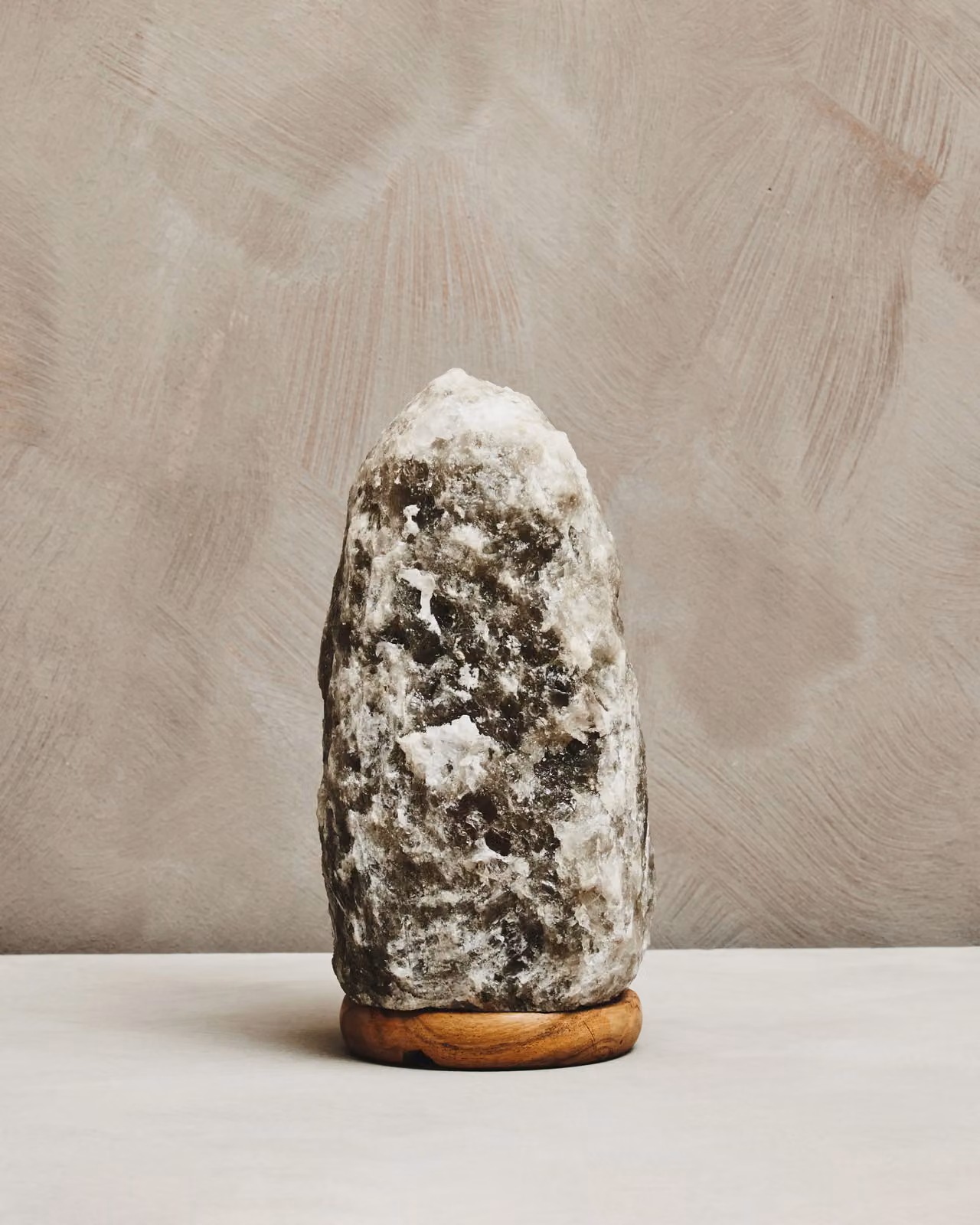 Orsina Nepal Natural Salt Lamp in Grey, W/D/H: 23.0 x 12.0 x 12.0 cm – 5