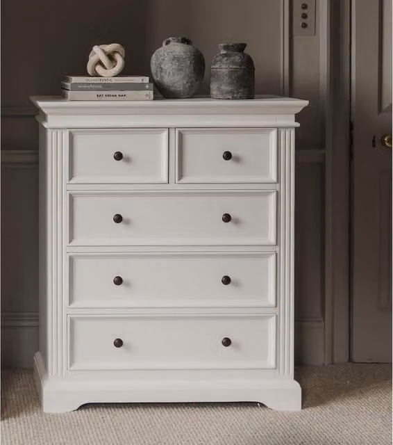Gainsborough 2 over 3 Chest of Drawers in White with Round Antique Brass Handles, H 105.0 x W 90.0 x D 42.5 cm