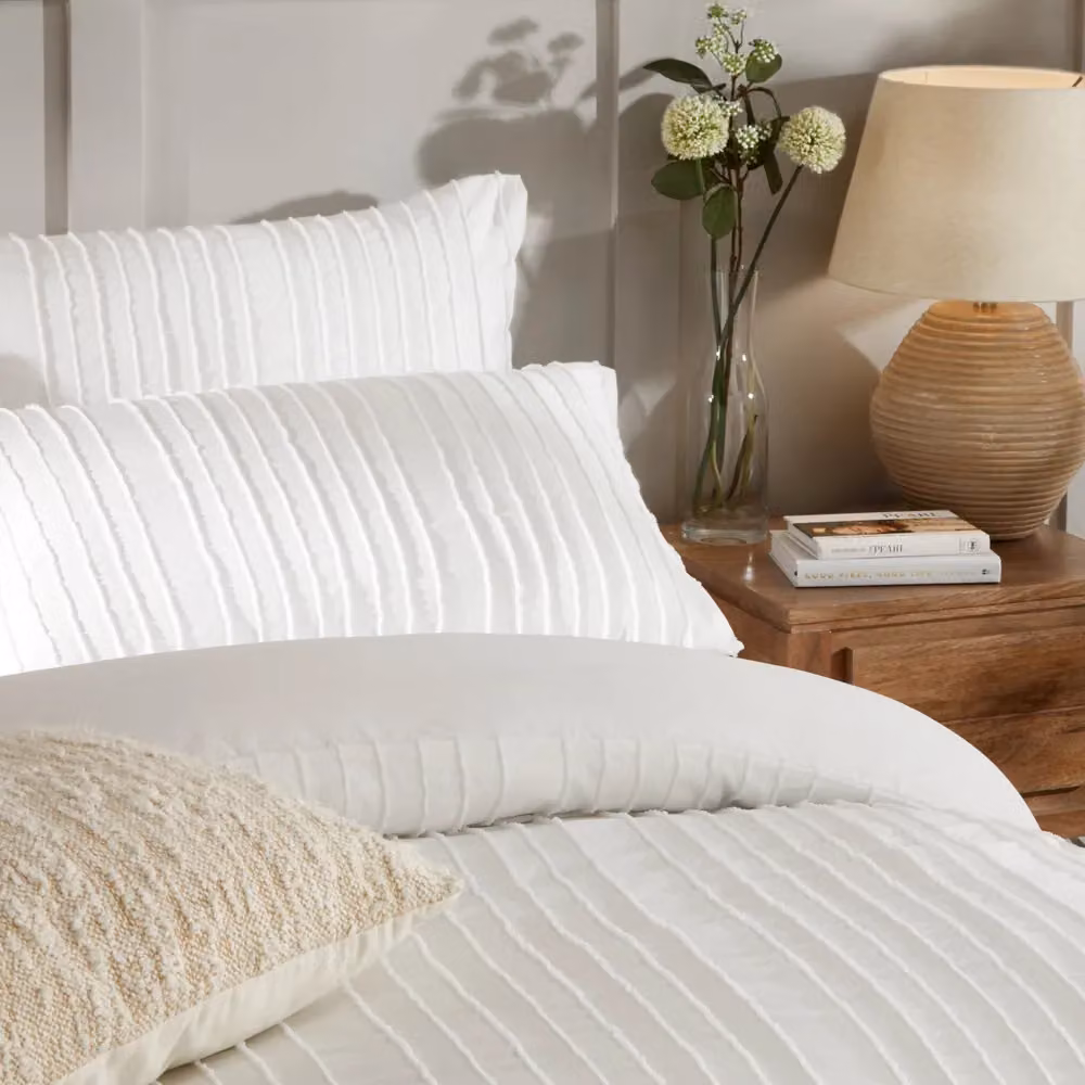 Duvet Day Harrison Stripe Tufted Soft Touch Duvet Cover Set in White, W: 140 cm, L: 200 cm – 2