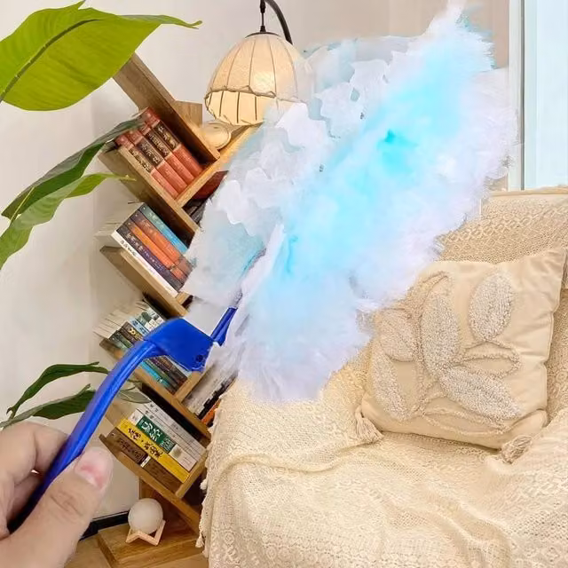 FLAVORA Electrostatic Dust Magnet Duster Kit with Bendable and Extendable Handle in Blue