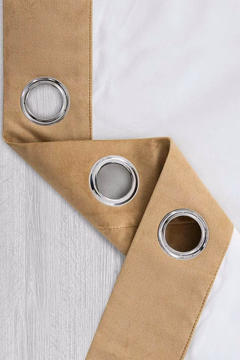 Homescapes Thermal 100% Blackout Velvet Curtains in Beige, Width: 167 cm, Drop: 137 cm – 3