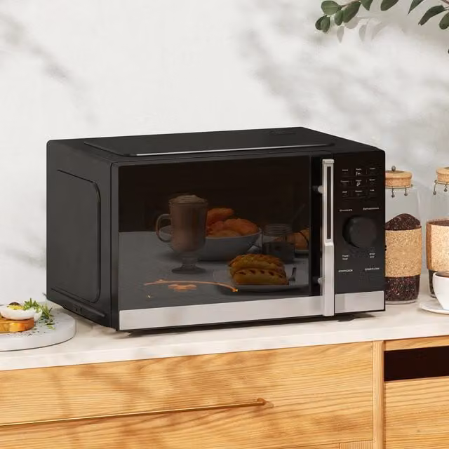 HOMCOM 23L 800W Digital Solo Microwave Oven with 10 Power Levels and Automatic Programs, Black