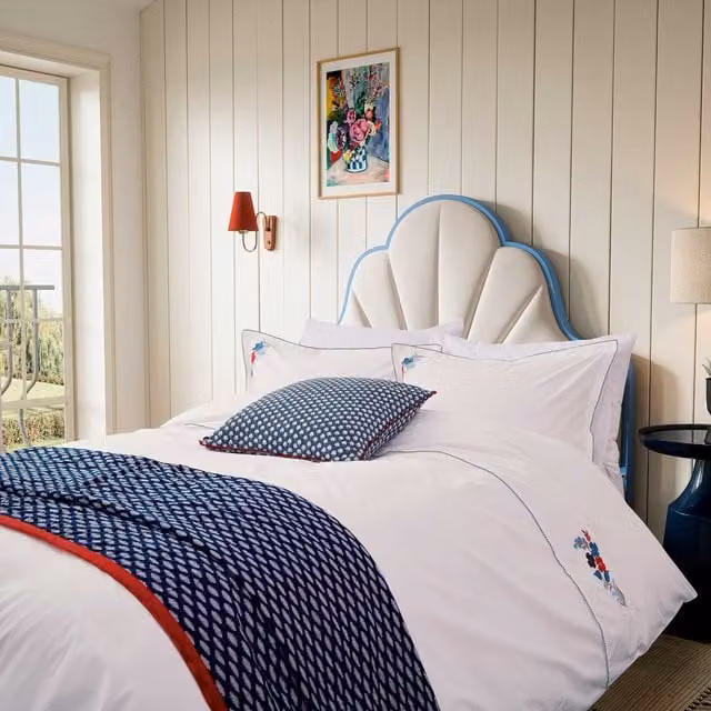 Land & Shore Fia Super Kingsize Cotton Percale Duvet Cover and Pillowcase Set, Blue, Red and White Floral