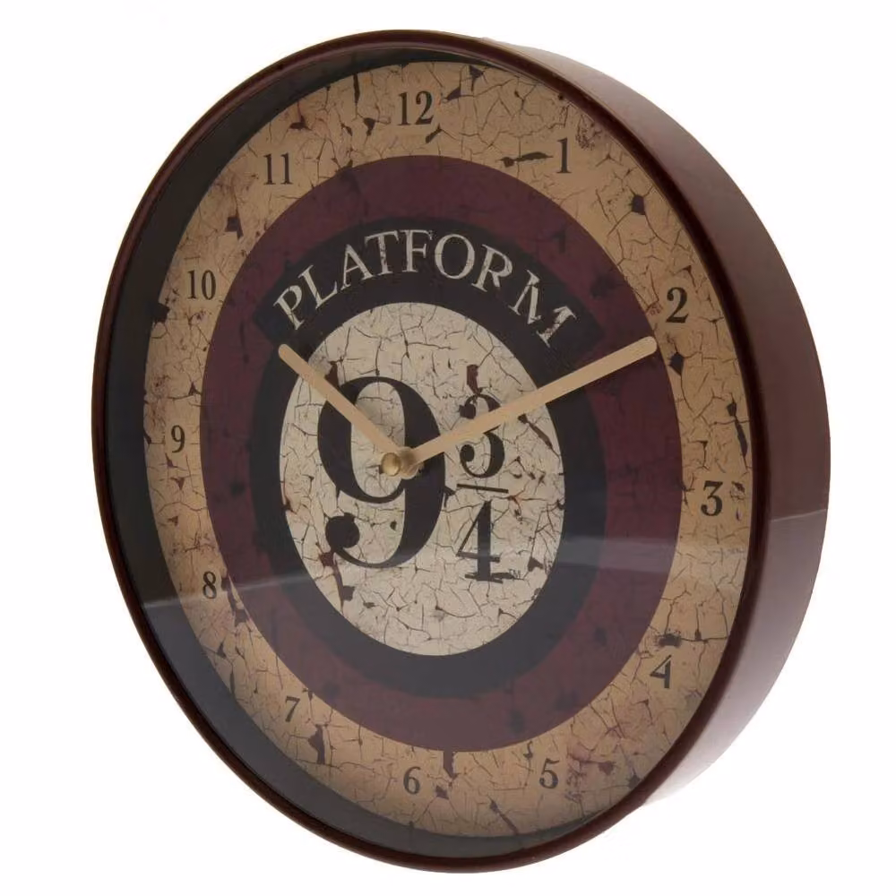 Harry Potter Platform 9 3/4 Round Analog Quartz Wall Clock in Beige – 3