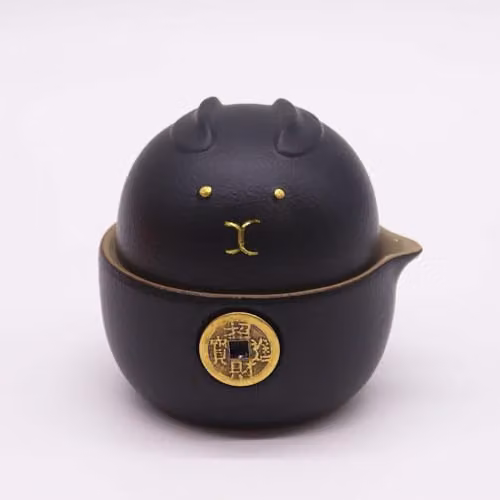 Serenityy Money Cat Ceramic Teapot Set with Two Cups and Travel Case in Black and Gold – 3