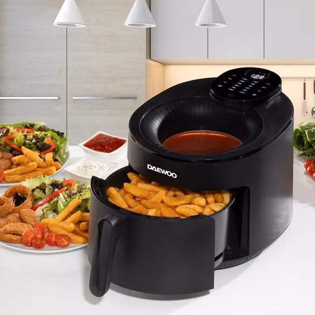 Daewoo 5L Cyclonic Air Fryer in Black