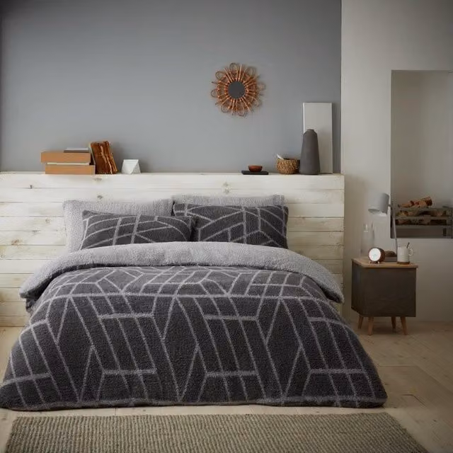 GAVENO CAVAILIA Charcoal Teddy Fleece Duvet Cover and Pillowcase Set, W/D/H: 180 x 200 cm – 1
