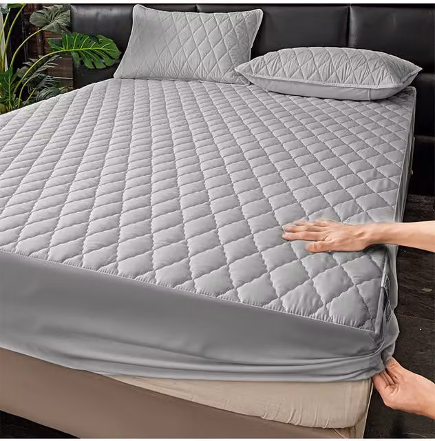 Living and Home Grey Quilted Waterproof Fitted Mattress Protector, W: 180 cm x D: 200 cm