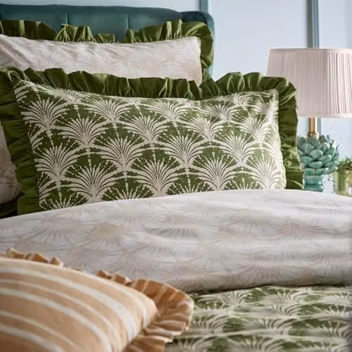 Riva Home Green Graphic Palm Printed Reversible Duvet Cover and Pillowcase Set, W: 200 cm x H: 220 cm – 2