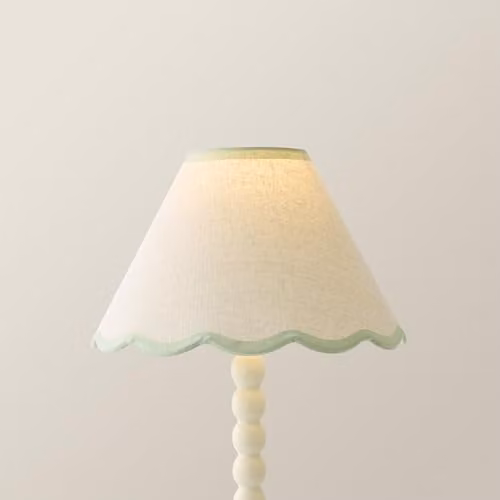 ValueLights Small Natural Linen Tapered Lamp Shade with Green Scallop Trim and LED Bulb, Width: 27.5 cm