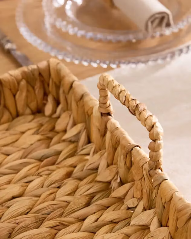Dibor Traditional Water Hyacinth Medium Rectangular Serving Tray with Handles in Natural Beige – 3