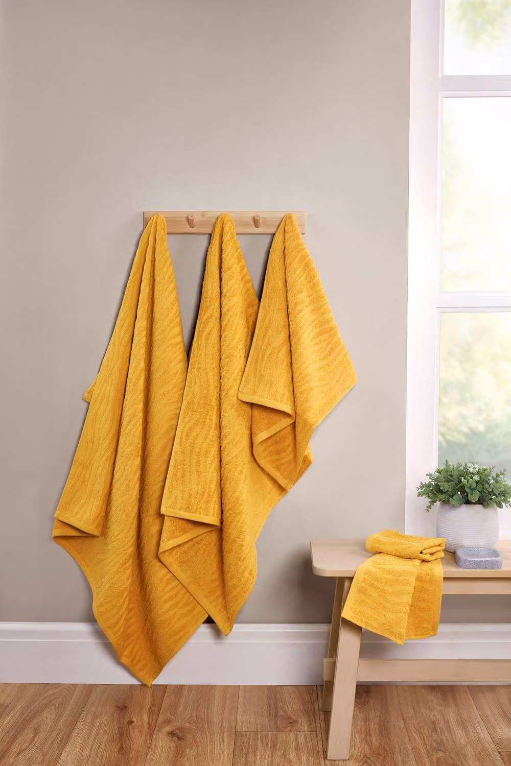 Rapport Home Safari Pure Cotton Towel and Bath Sheet Set in Yellow – 2