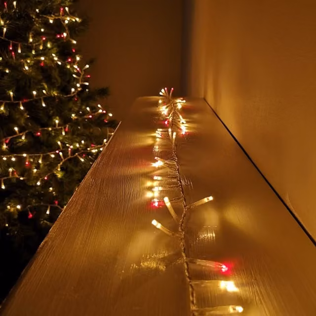Samuel Alexander 1000 LED Multi Function Mains Operated Christmas String Lights with Timer, 25m, Red, Gold and Multicolour
