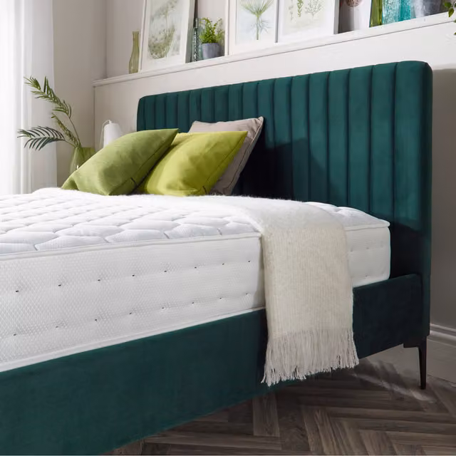 Aspire Upholstered Velvet Bed Frame in Green, 140 x 200 cm