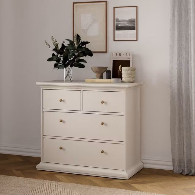 Furniture To Go Paris Classic 4 Drawer Chest in Cashmere