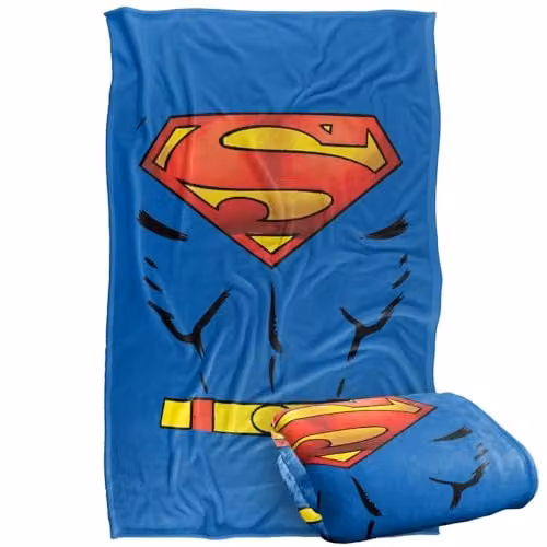 Warner Bros. Superman Realistic Chest Costume Super Soft Fleece Throw Blanket, Multicolour, W: 91.44 cm x L: 147 cm – 1