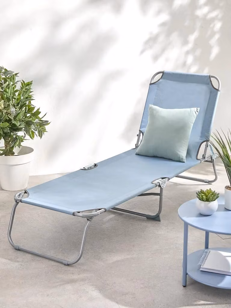 Everyday Hawaii Blue Folding Sunlounger with UV-Resistant Textilene and Powder-Coated Steel Frame