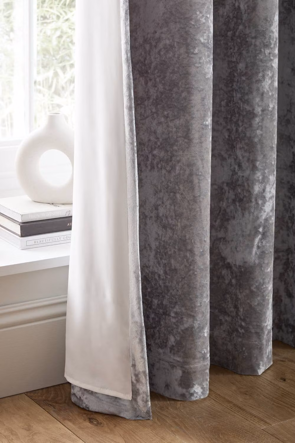 Catherine Lansfield Silver Crushed Velvet Lined Eyelet Curtains, W: 117 cm, H: 183 cm – 3