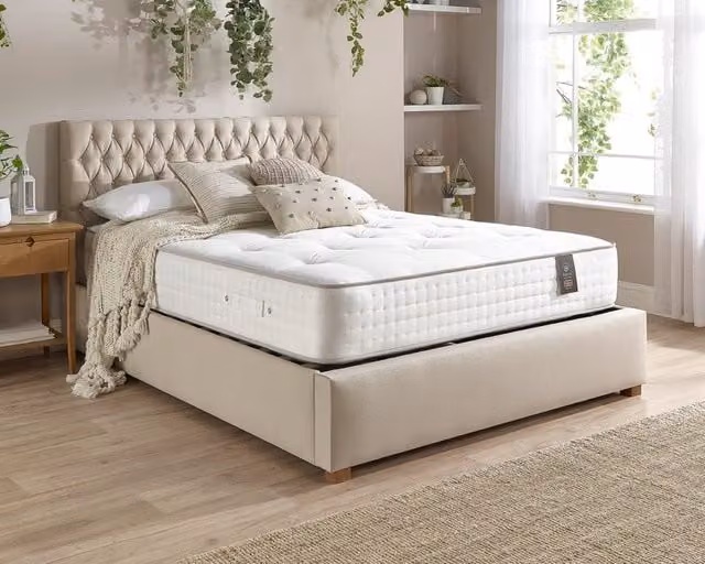 Aspire Store Aspire 5000 Dual Sided Pocket Spring Mattress with Wool, Cashmere and Silk in White