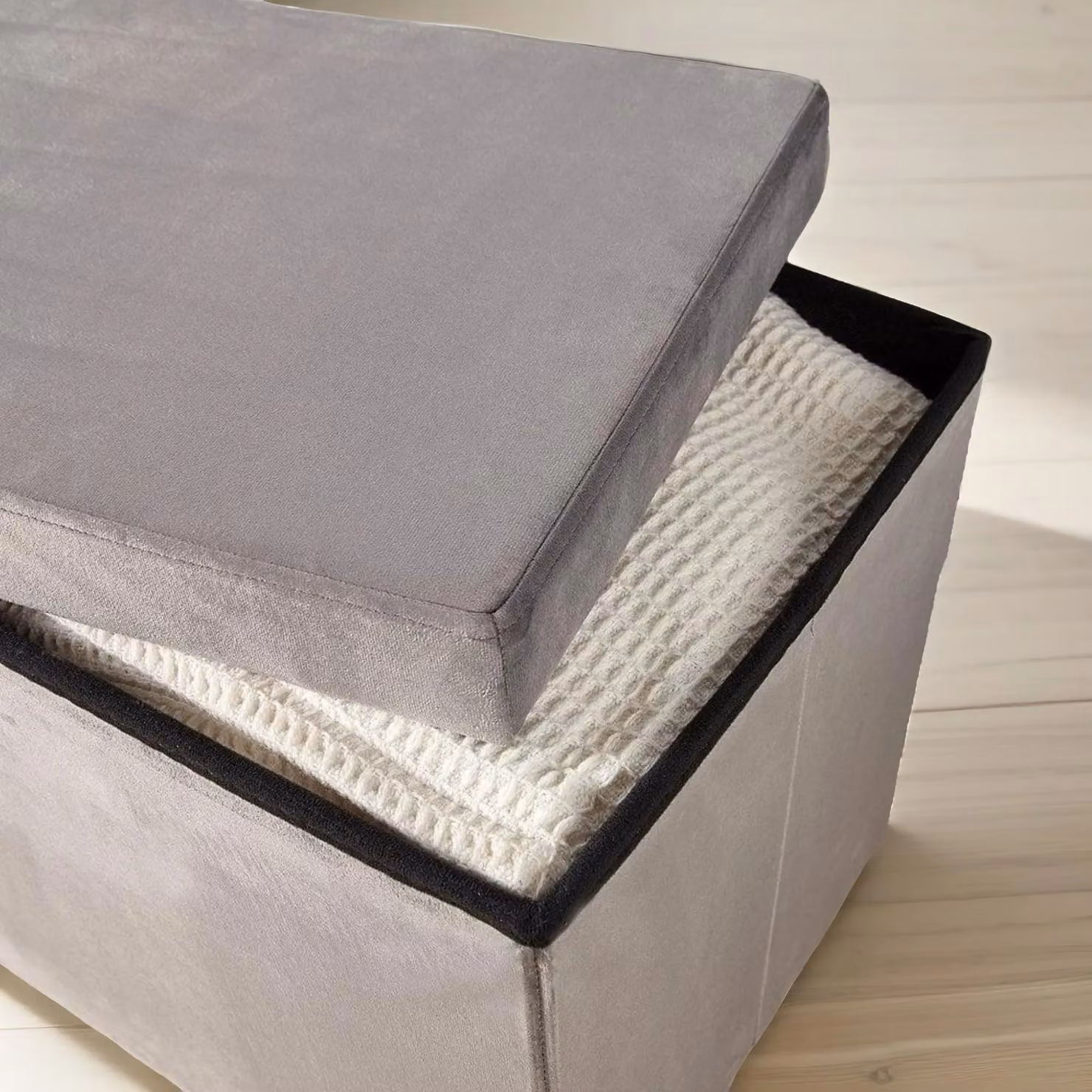 Pirlo Plush Grey Velvet Foldable Ottoman Storage Box W/D/H: 76 x 38 x 38 cm – 2
