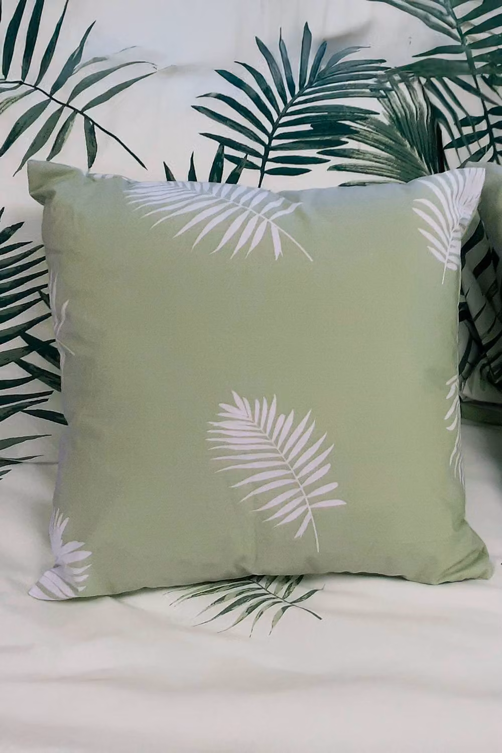 Martex Floral Fern Cushion Cover Pair in Green, W/D/H: 40 x 40 x 40 cm – 2