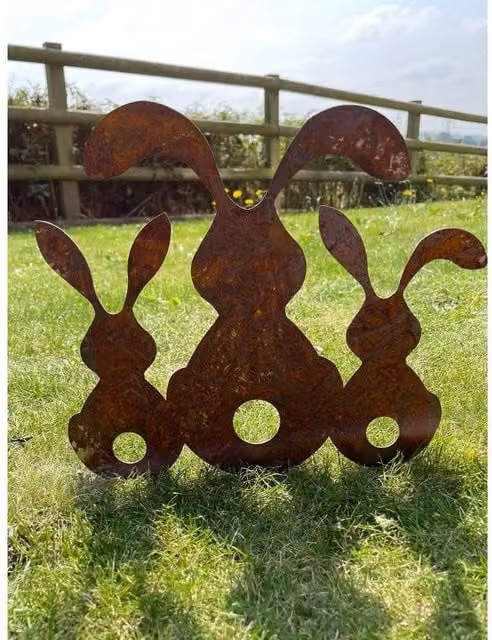 Poppyforge 3 Bunnies on Spike Metal Garden Ornament, Brown, W: 15 cm, D: 23 cm, H: 25.5 cm – 1