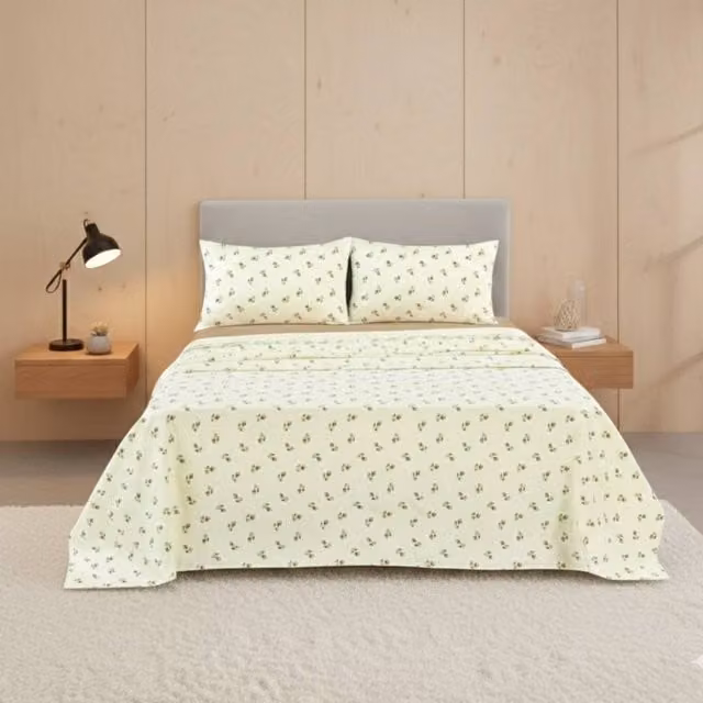 Snug City Floral Print Brushed Cotton Flannelette Fitted Sheet and Matching Pillowcase in Beige, W/D/H: 140 x 200 cm – 1