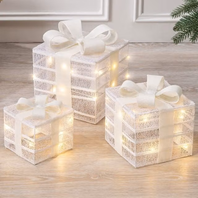 Christow Set of 3 LED Light Up Christmas Presents in Cream and Beige with Timer and Battery Operation