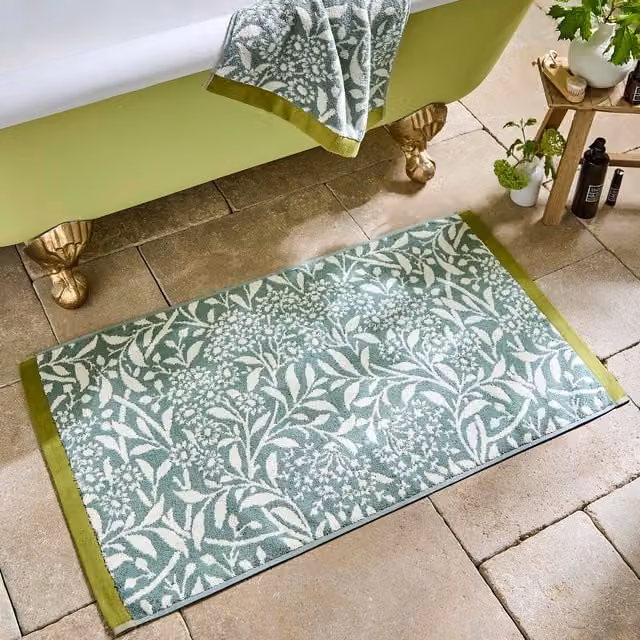 William Morris At Home Michaelmas Daisy Floral Cotton Bath Mat, W: 90 cm, D: 50 cm, Green