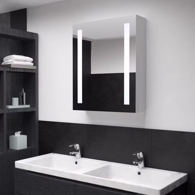 Berkfield Home LED Bathroom Mirror Cabinet in White, W/D/H: 50 x 13 x 70 cm