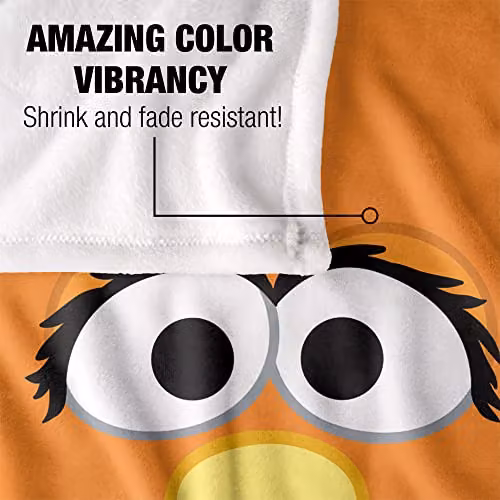 LOGOVISION Sesame Street Murray Face Silky Touch Super Soft Fleece Throw Blanket in White, W/D/H: 152 x 127 cm – 3