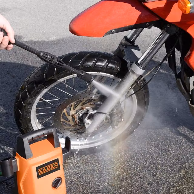 Saber 1400W Pressure Washer in Orange