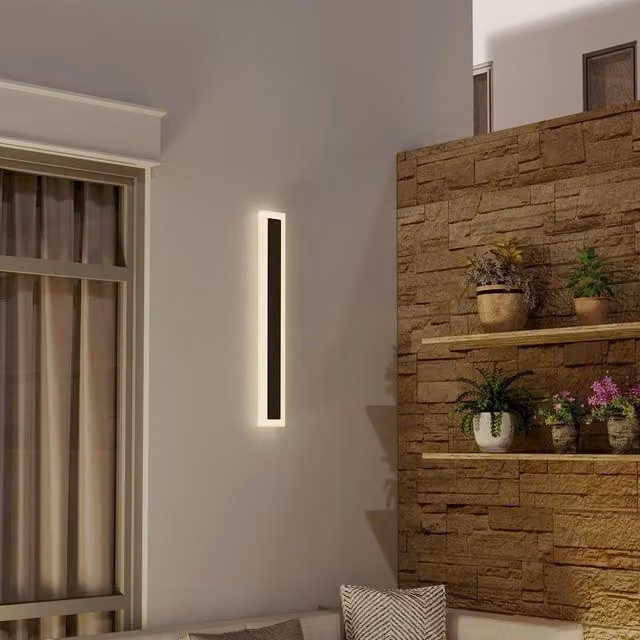 Living Star Modern IP65 Waterproof LED Outdoor Wall Light in White and Black, Length: 60 cm