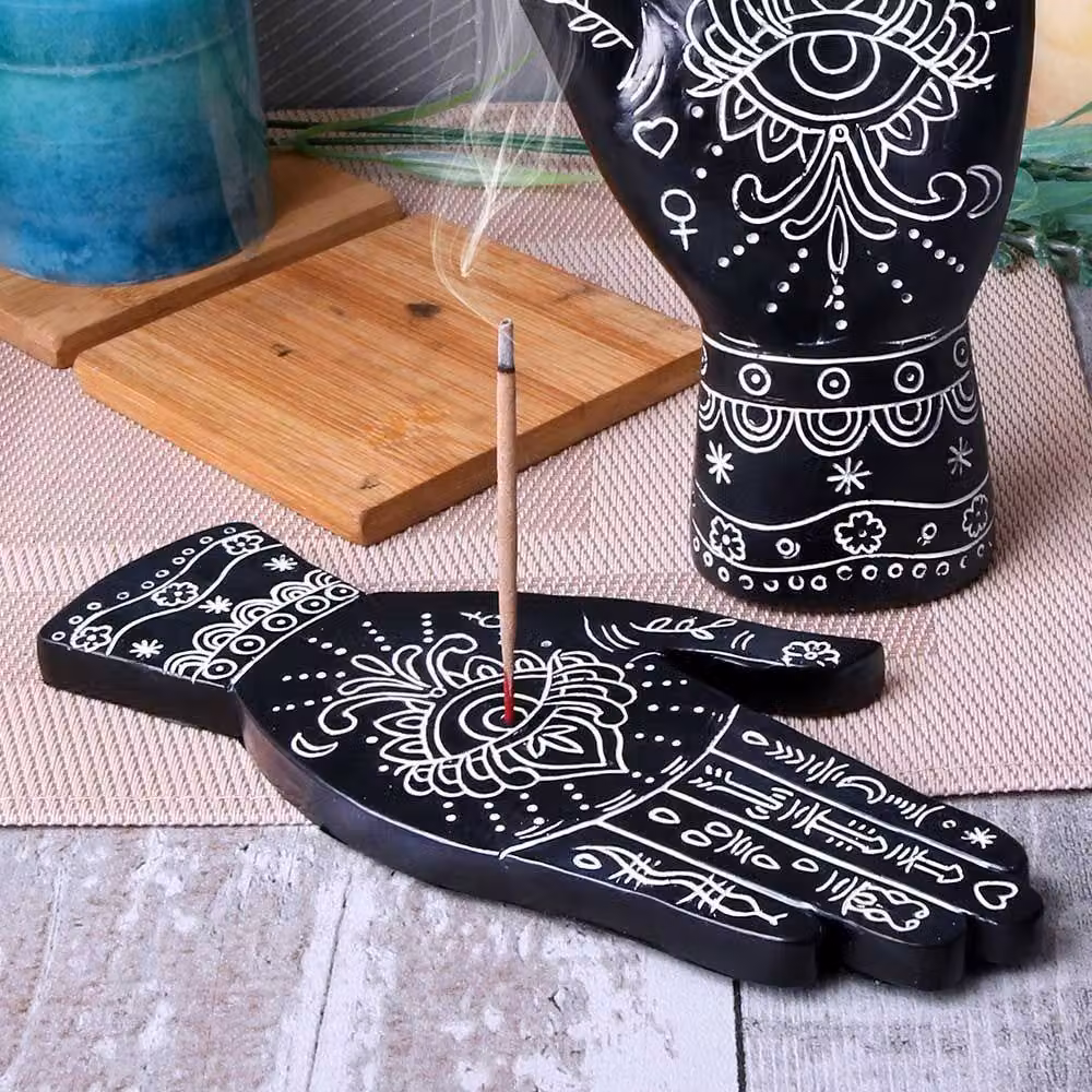 Nemesis Now Hamsa Hand Tabletop Incense Burner in Black and White – 3