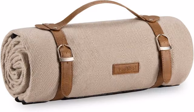 VonShef Beige Herringbone Picnic Blanket with Waterproof Backing and Carry Handle, W/D: 147 x 180 cm – 1