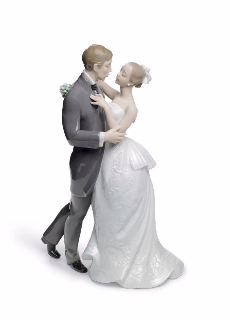 Lladró Lovers Waltz Couple Porcelain Figurine in White