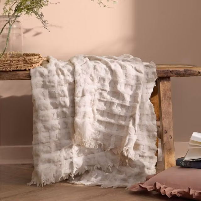 Wylder Walton Waffle Pique Fringed Throw in Beige, W: 130 cm, D: 180 cm