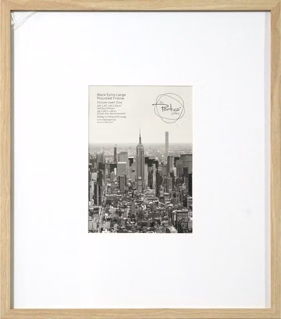 The Port. Co Gallery Single Rectangular Wood Wall Mounted Photo Frame in Brown, A4