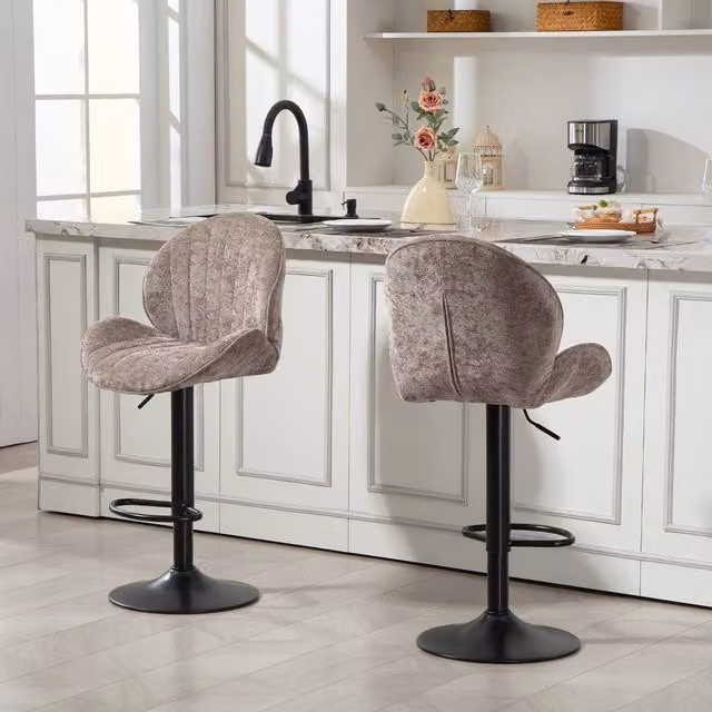 HOMCOM Set of 2 Modern Brown Velvet Swivel Counter Height Bar Stools with Metal Legs