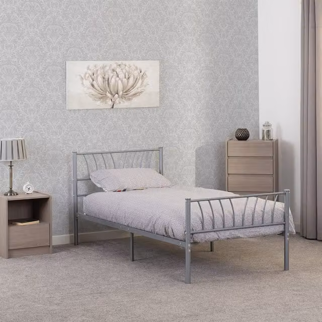 Seconique Harlow 3'' Single Metal Bed in Silver, W/D/H: 90 x 190 cm