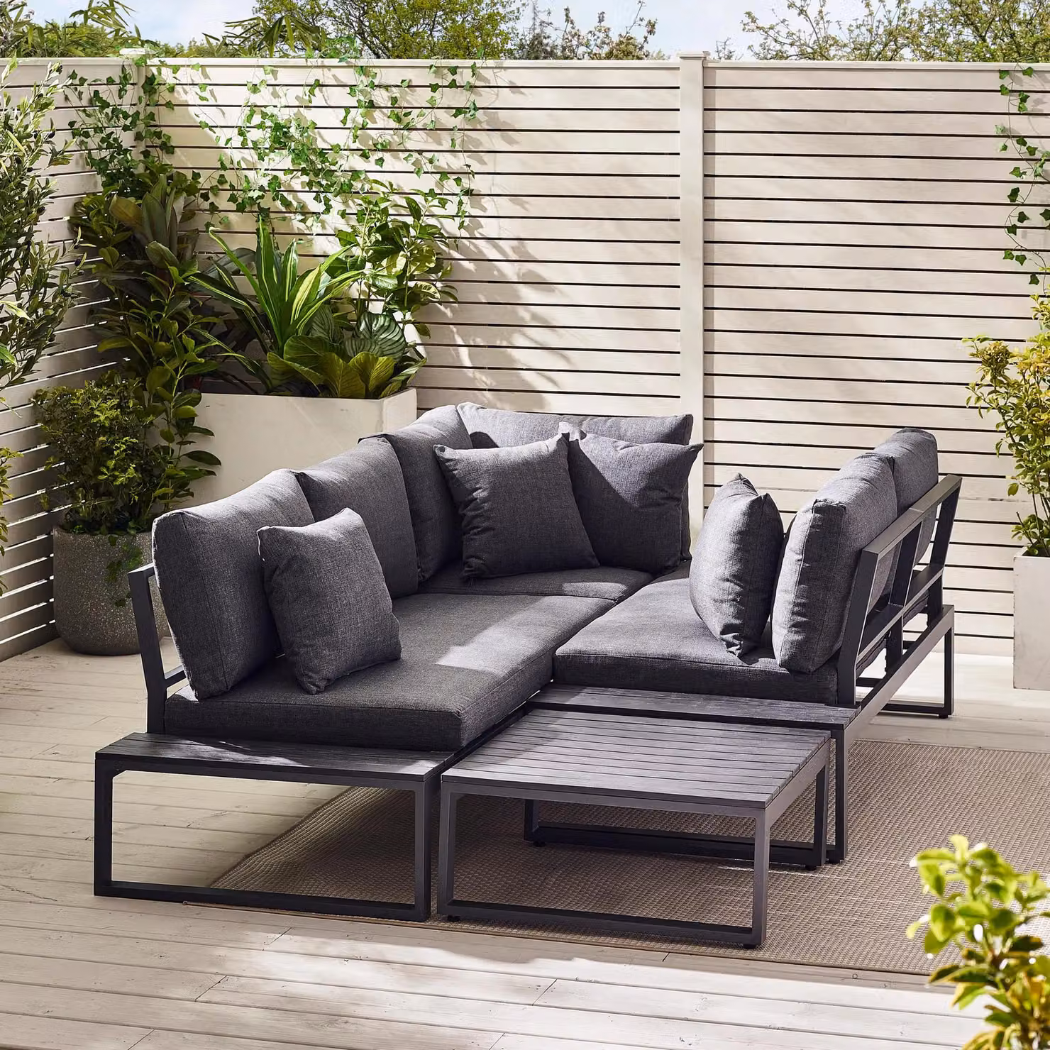 FurnitureboxUK Dubai 6 Seater Modern Outdoor Corner Sofa and Table Set in White and Grey Metal and Wood – 5