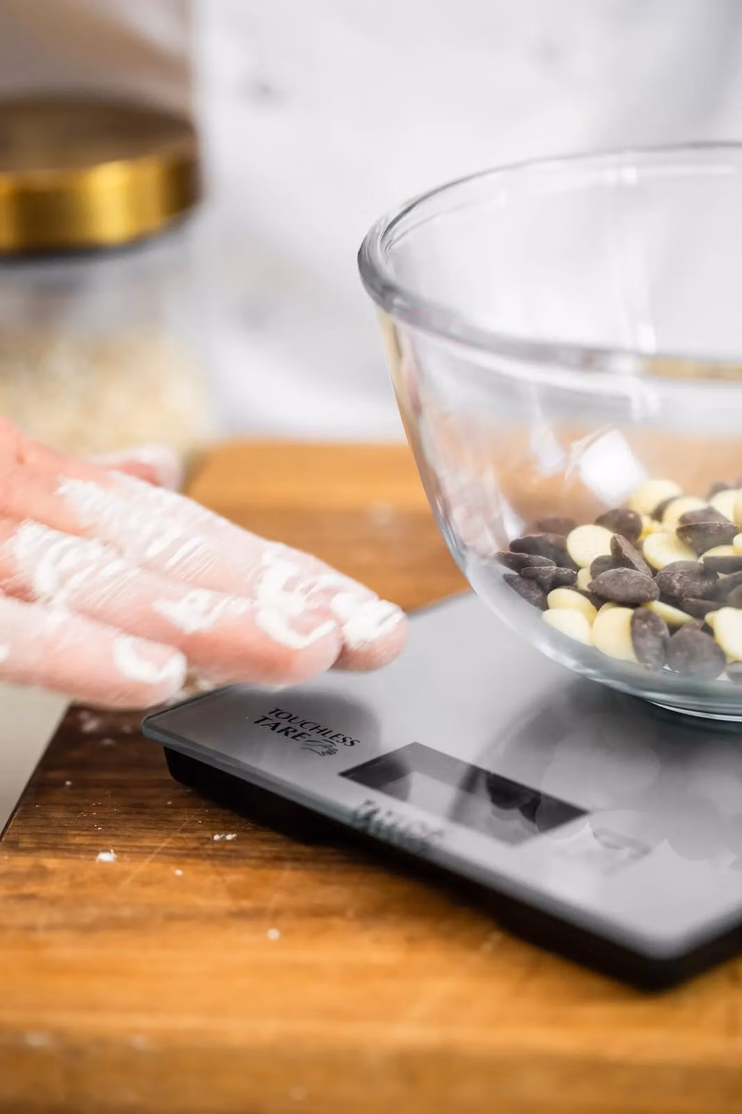 Taylor Pro Digital Kitchen Scales with Touchless Tare and Unit Conversion, Silver, 5kg Capacity – 7