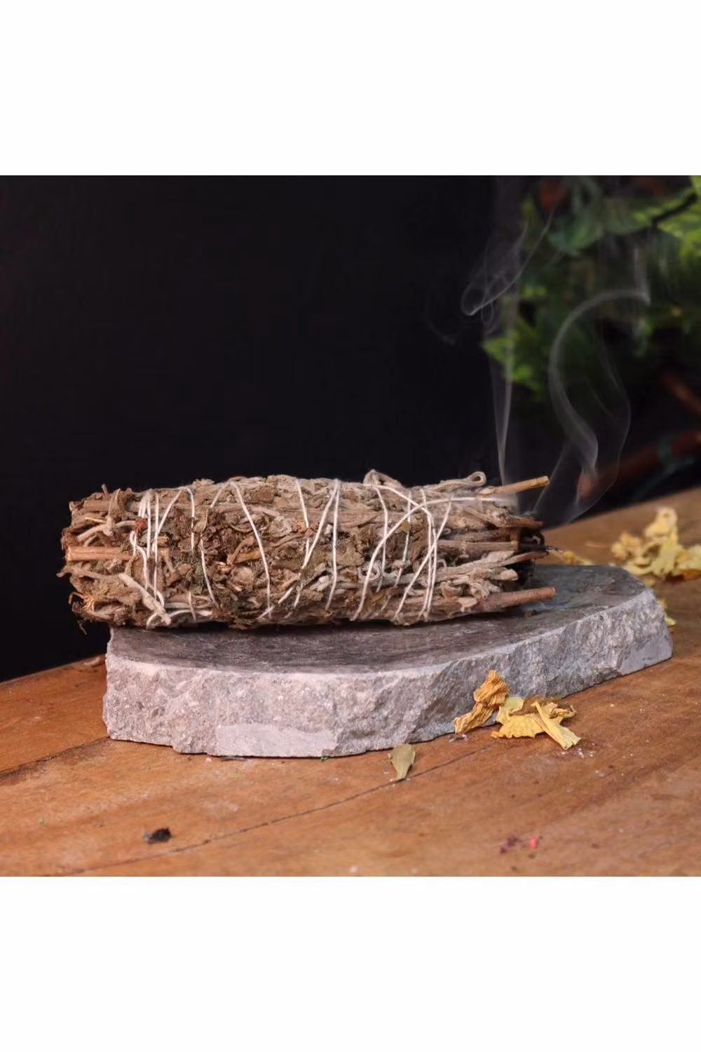 KDMD Banjara Vetiver and Patchouli Smudge Sticks in Brown – 2