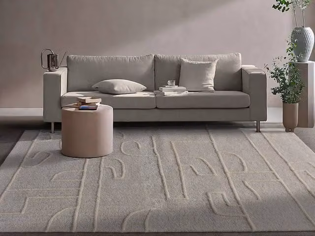 Vente-unique Handmade New Zealand Wool Relief Rug in White, W: 160 cm, D: 230 cm