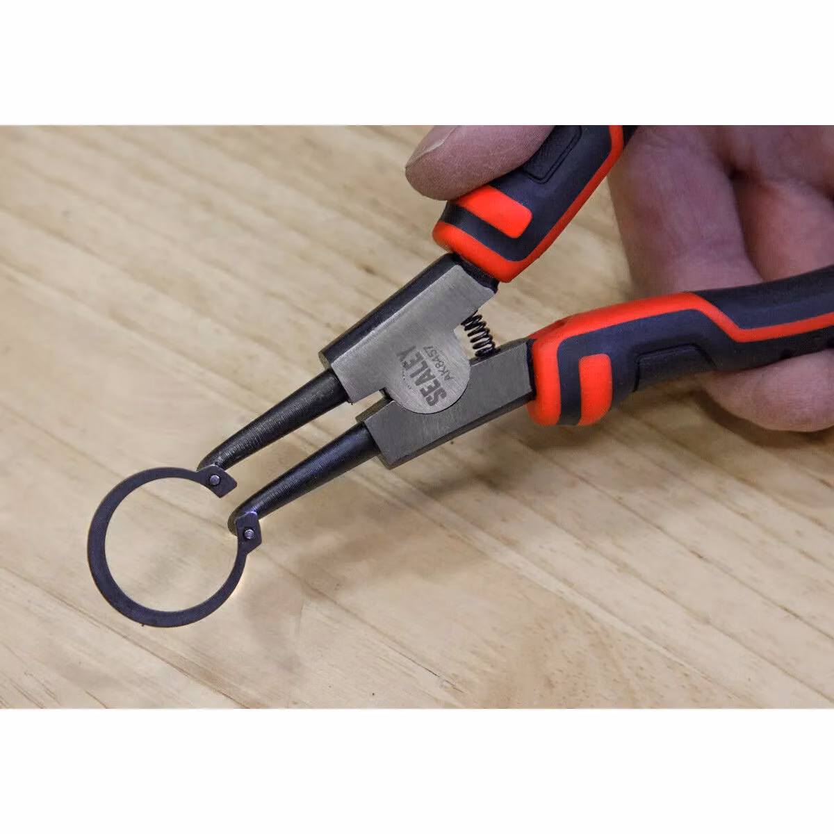 Loops 4 Piece 180mm Circlip Pliers Set in Black and Multicolour with Chrome Vanadium and Stainless Steel Spring Loaded Jaws – 2