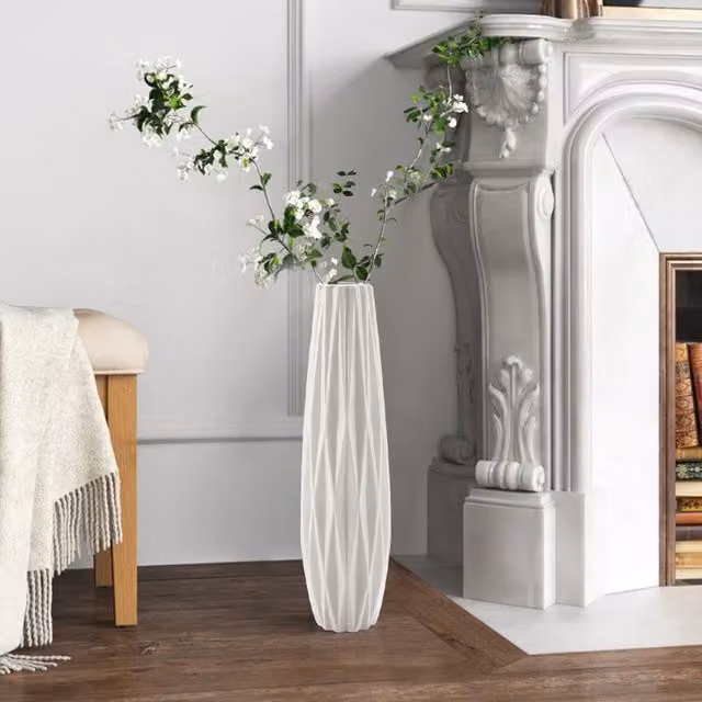 Livingandhome Scandinavian Style Geometric White Ceramic Tabletop Vase