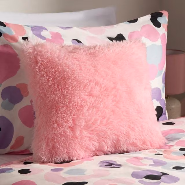 OHS Classic Square Filled Cushion in Pink