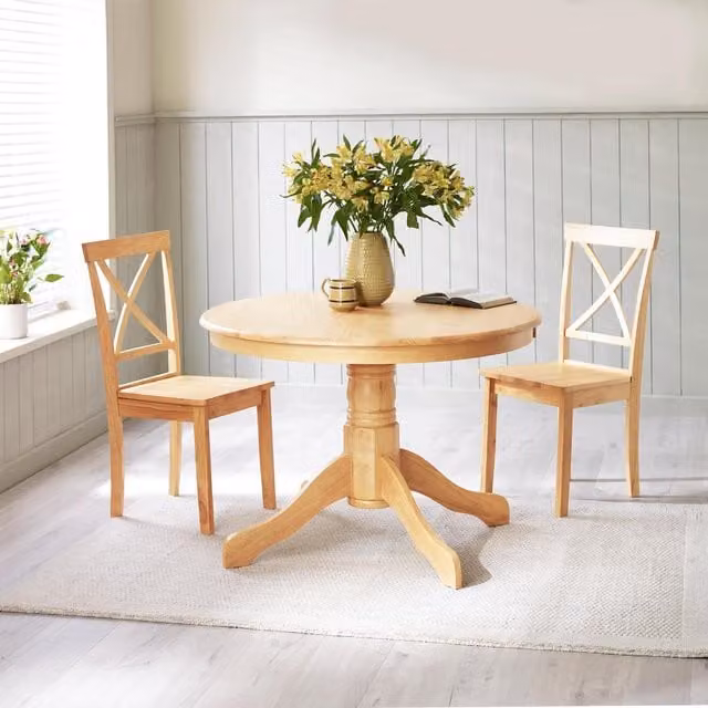 FurnitureboxUK Bude Round Rubberwood Dining Table and 2 Millford Chairs in Brown
